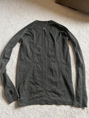 Lululemon swiftly tech long sleeve